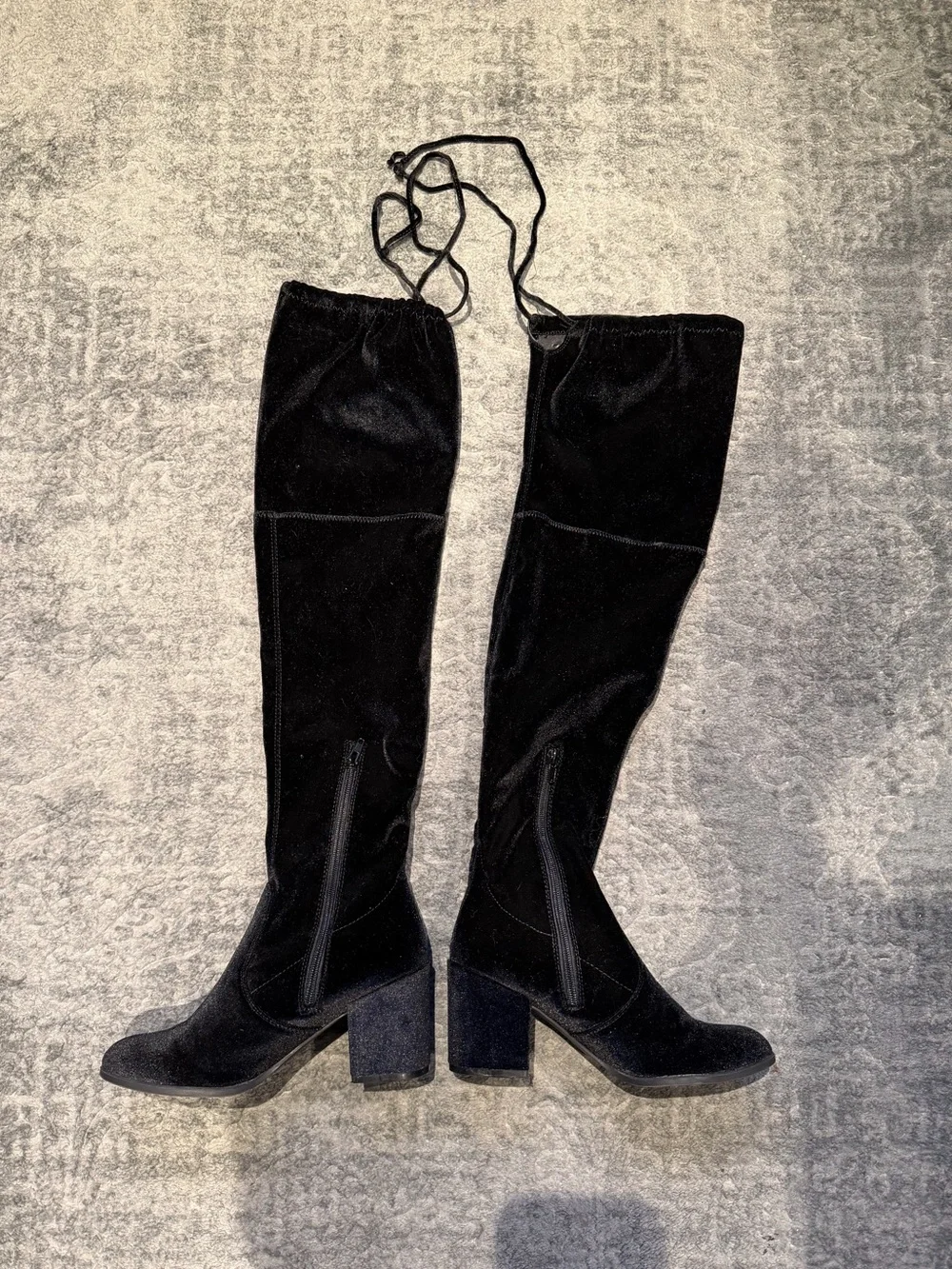 Guess worn boots